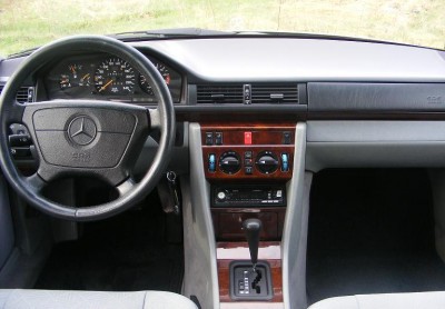 C12726268_7.jpg