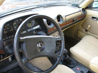 240d_2.jpg